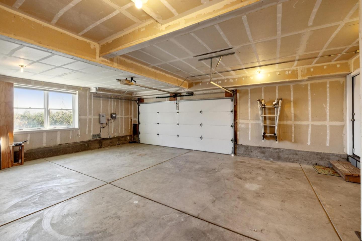 22208 Quinterno Court