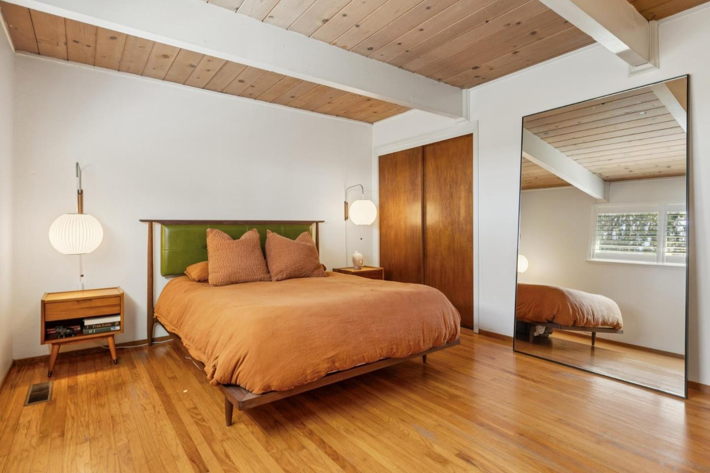 355 San Carlos Avenue