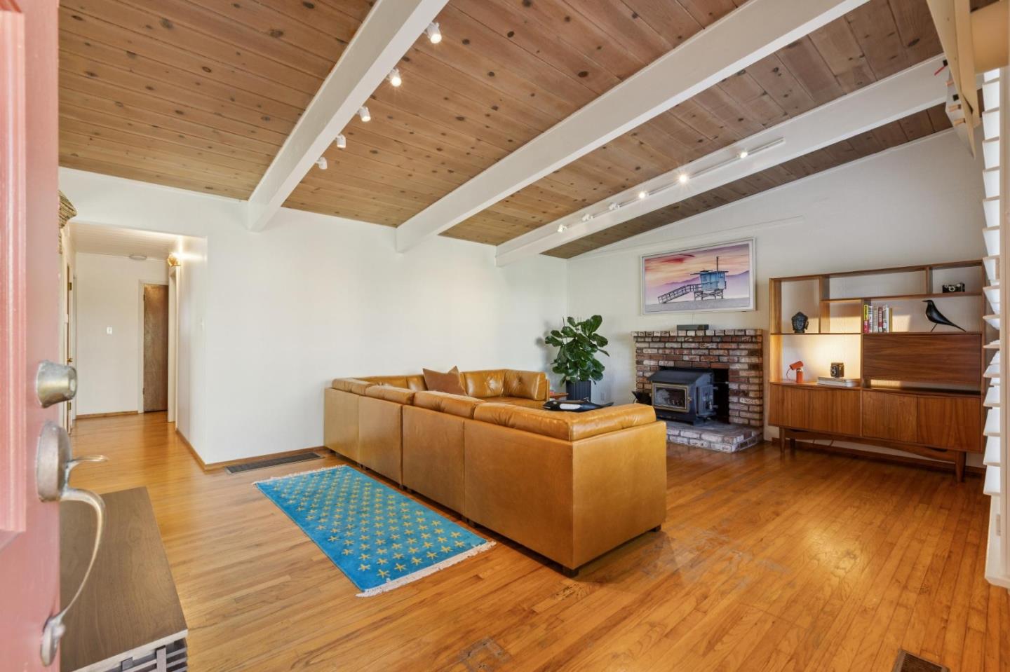 355 San Carlos Avenue