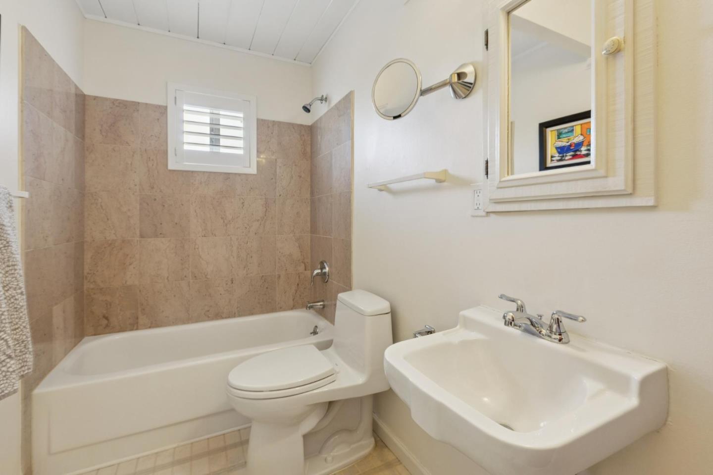 355 San Carlos Avenue