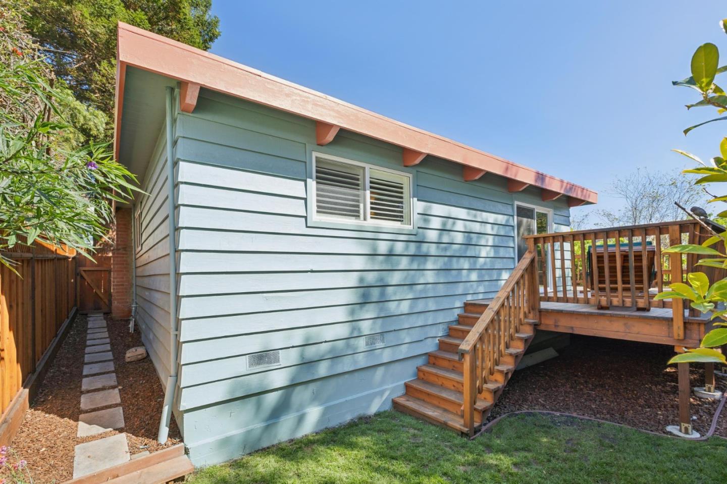 355 San Carlos Avenue