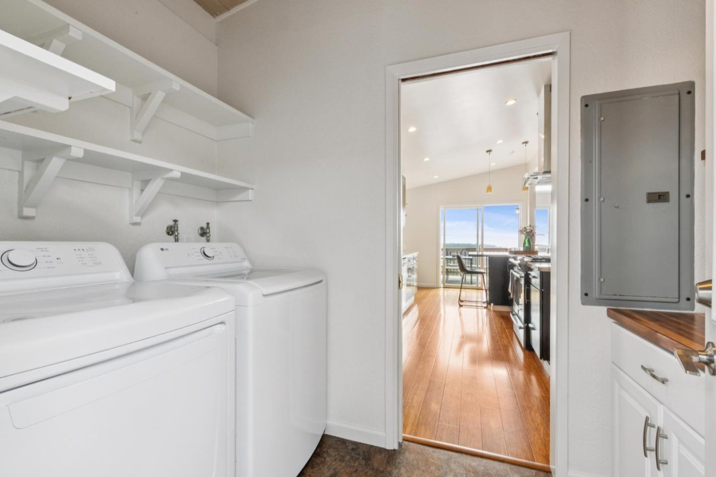 830 Buena Vista ST