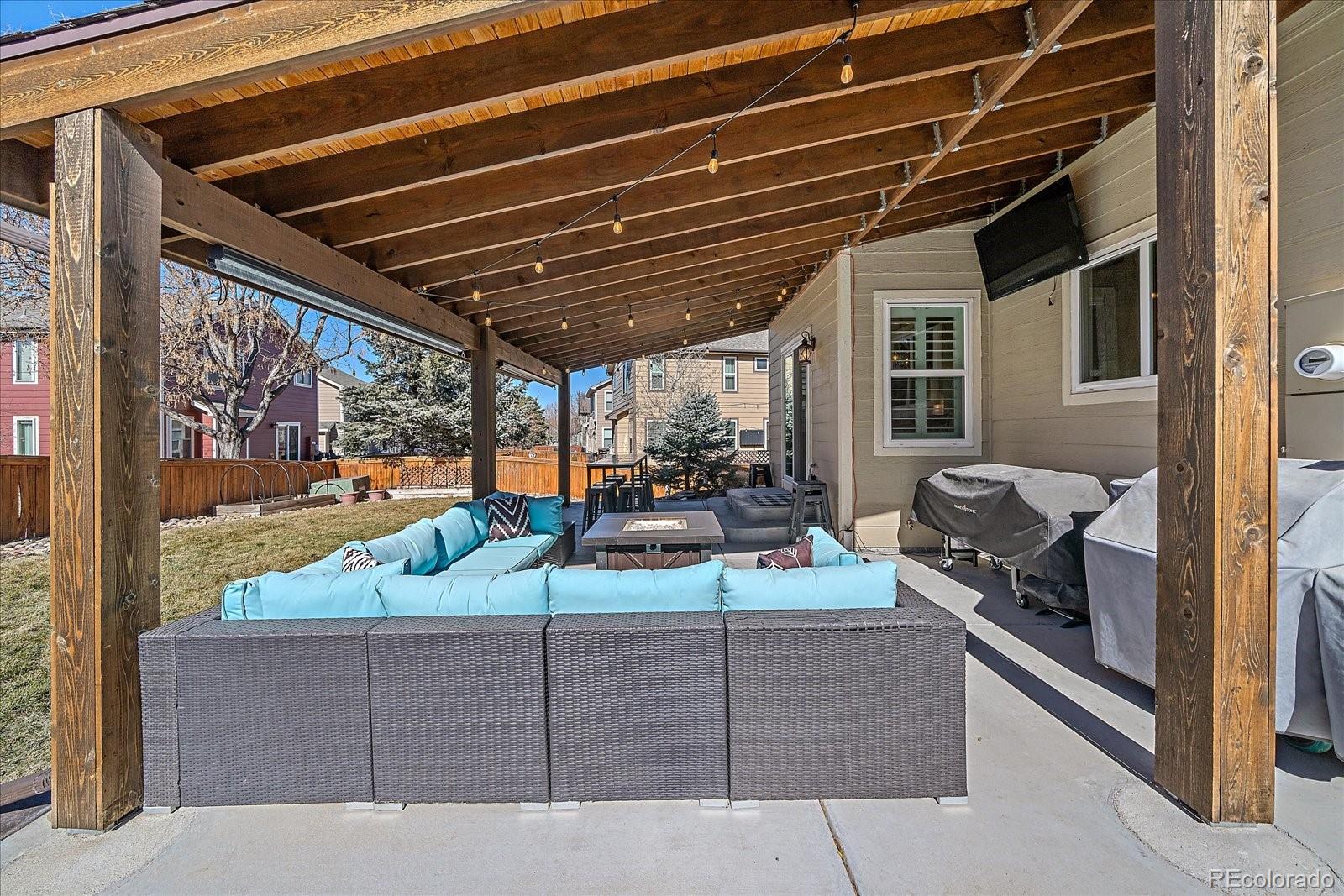 10239 Royal Eagle Street