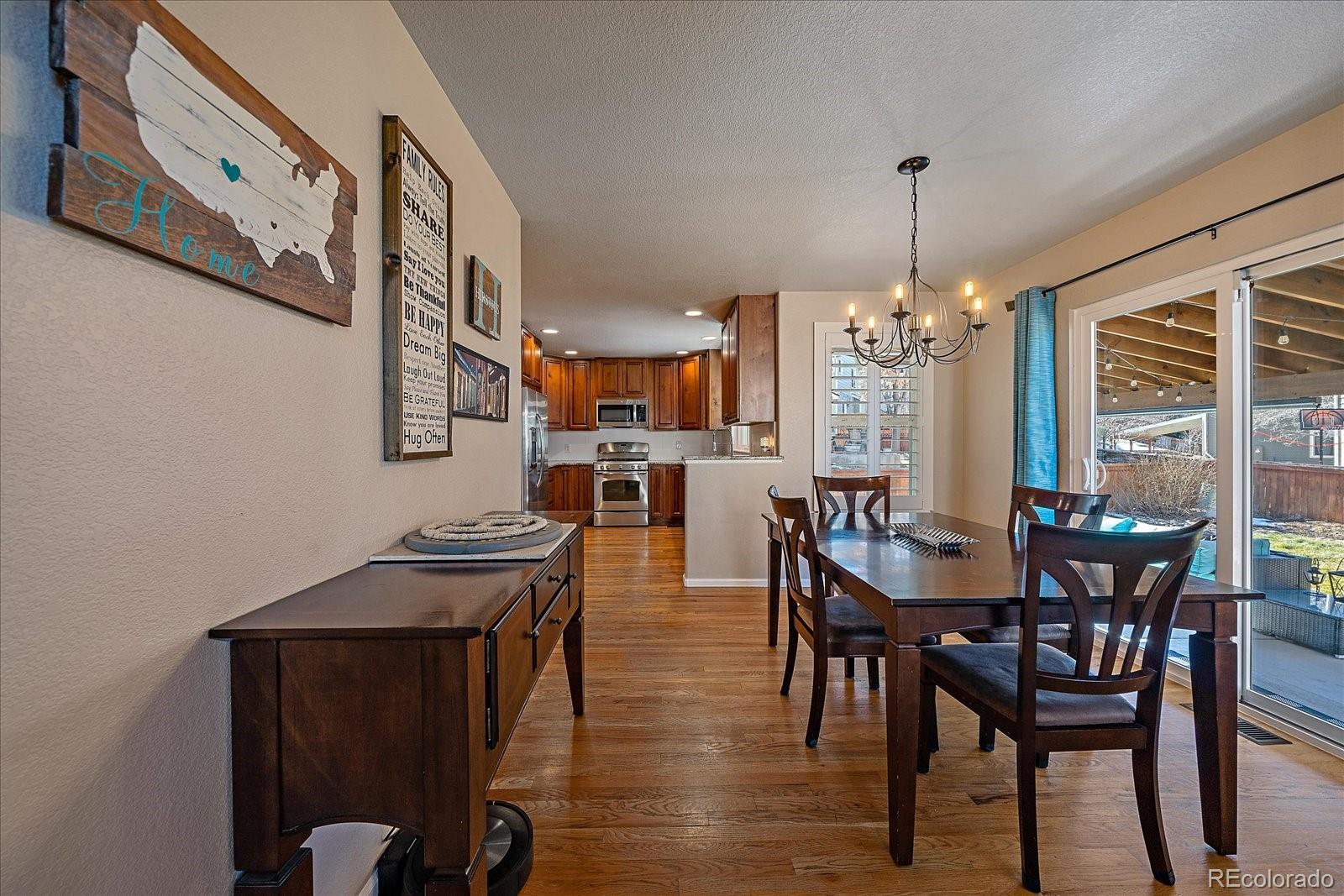 10239 Royal Eagle Street