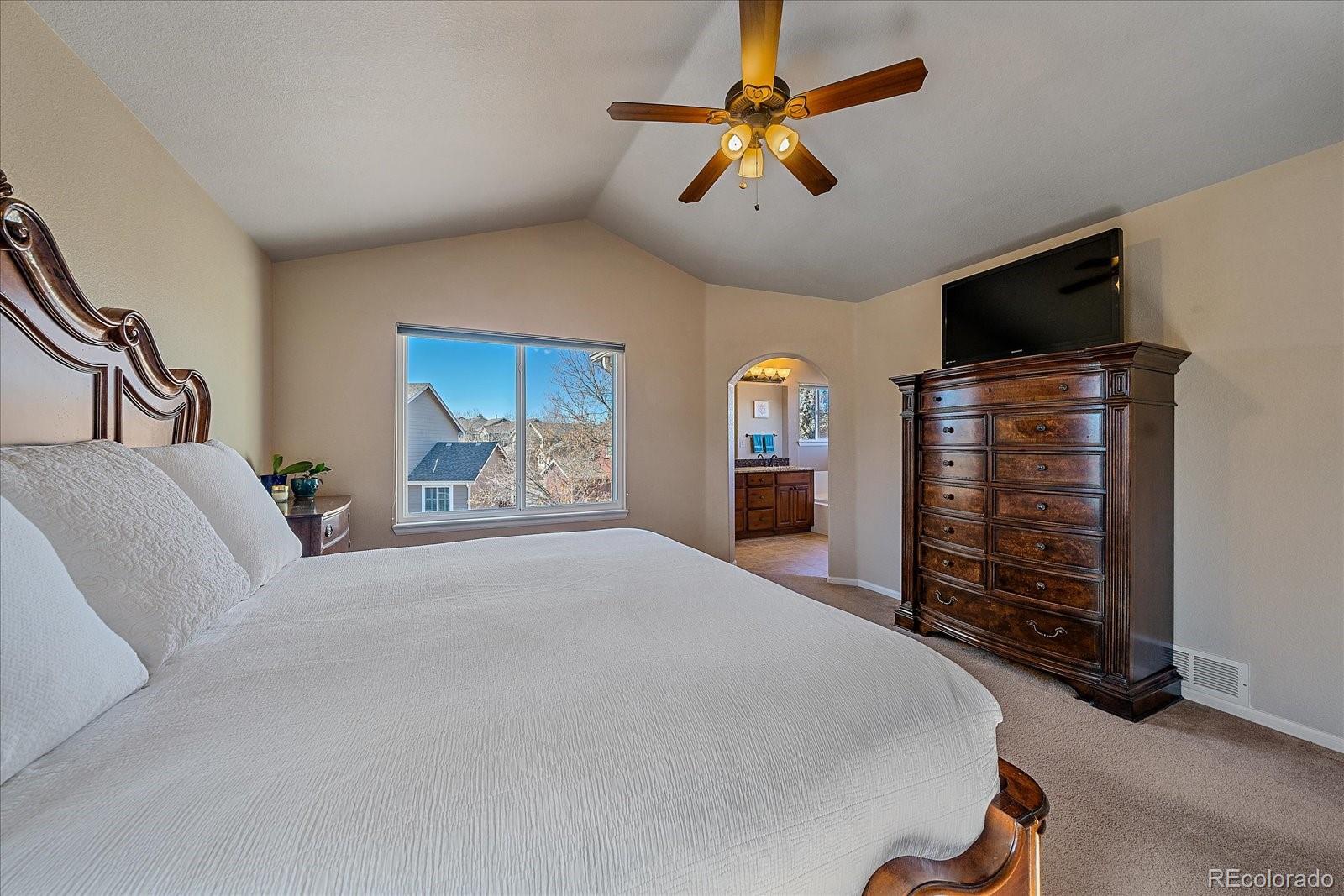 10239 Royal Eagle Street