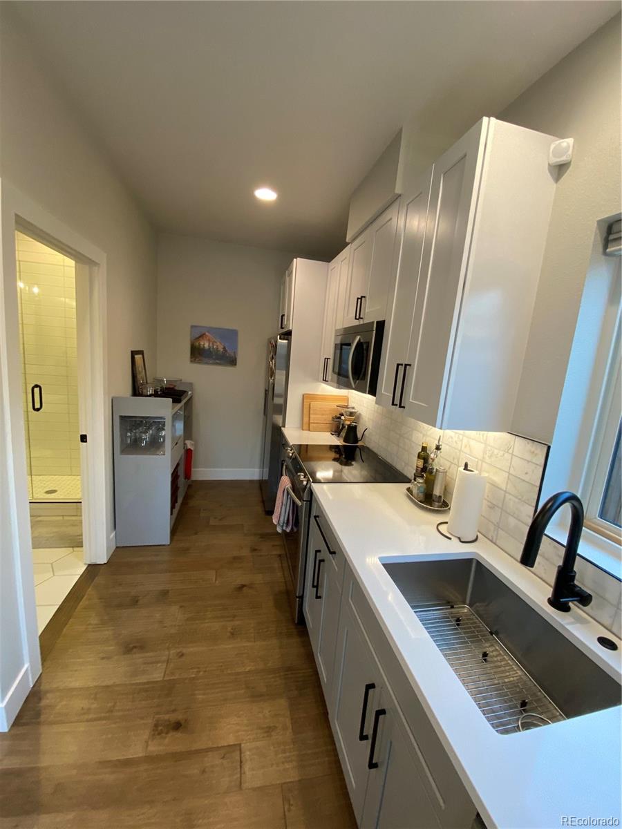 2466 S Delaware Street Unit: 4