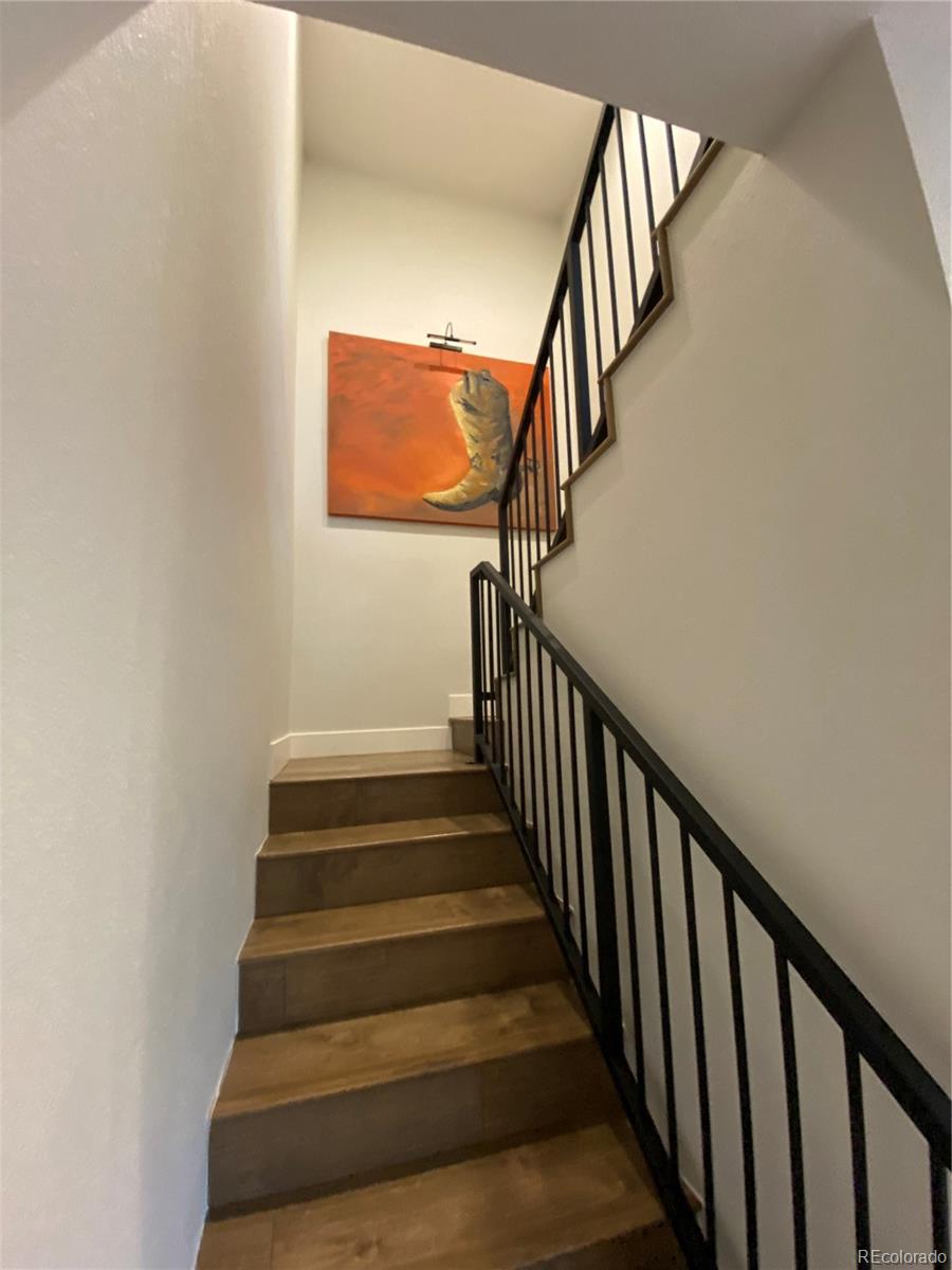 2466 S Delaware Street Unit: 4