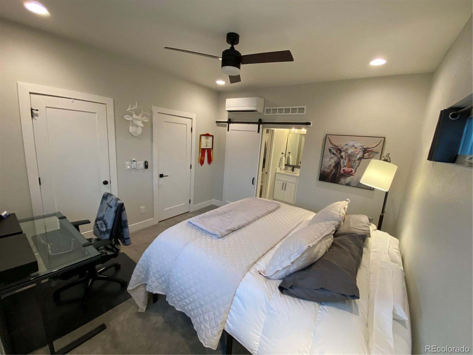 2466 S Delaware Street Unit: 4