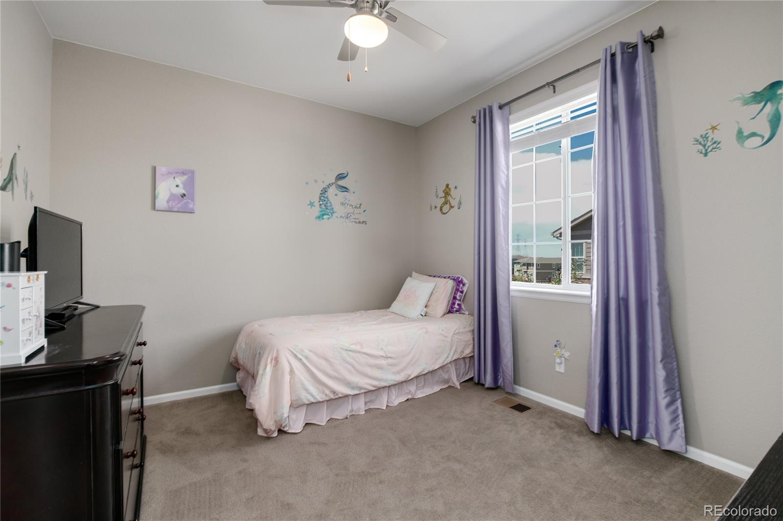 21952 E Layton Drive