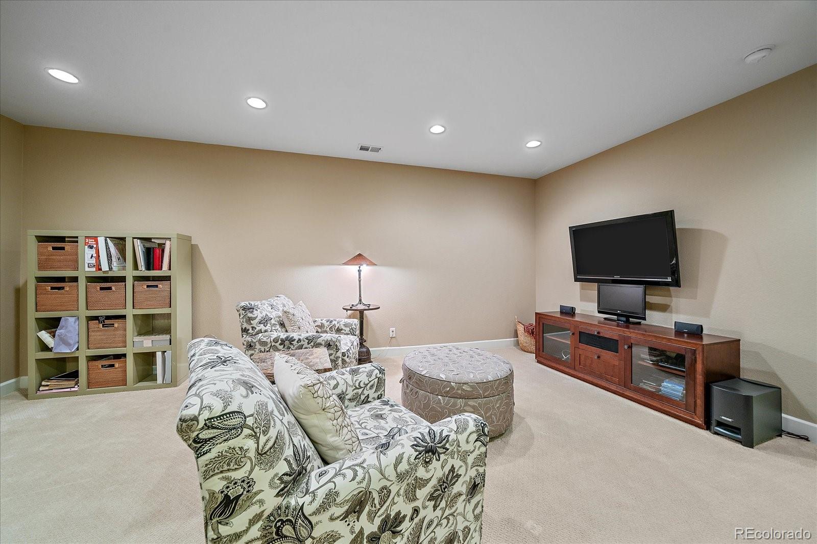 4545 S Monaco Street Unit: 324