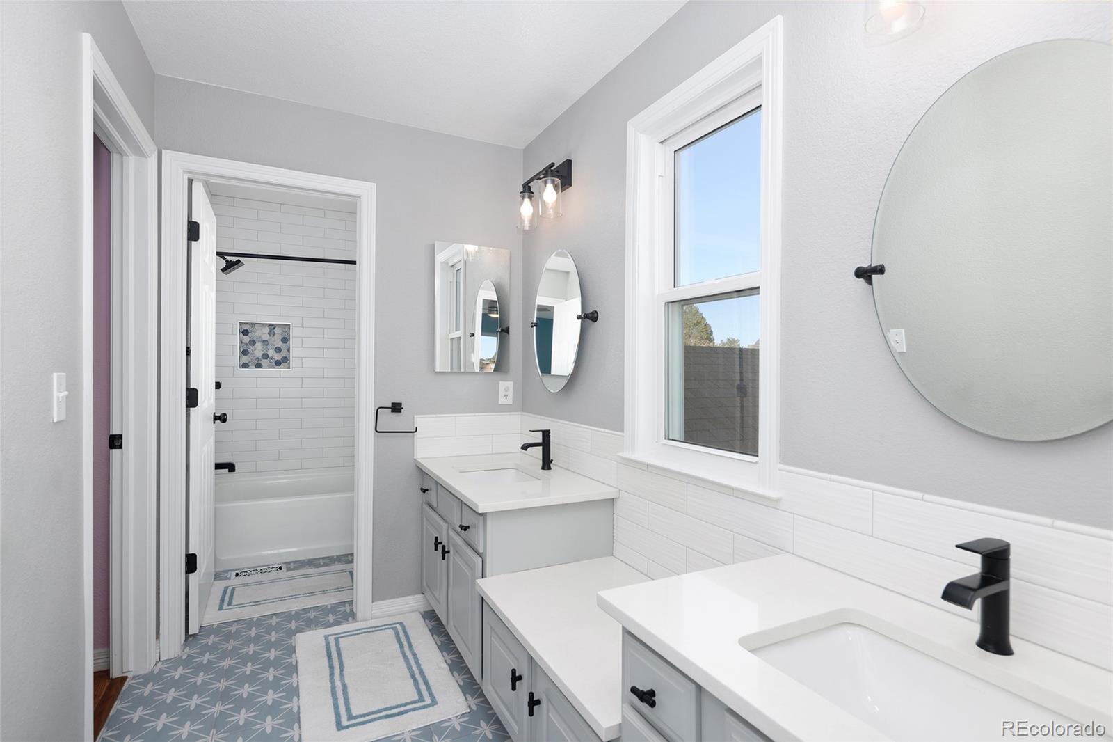 1027 Southbury Place