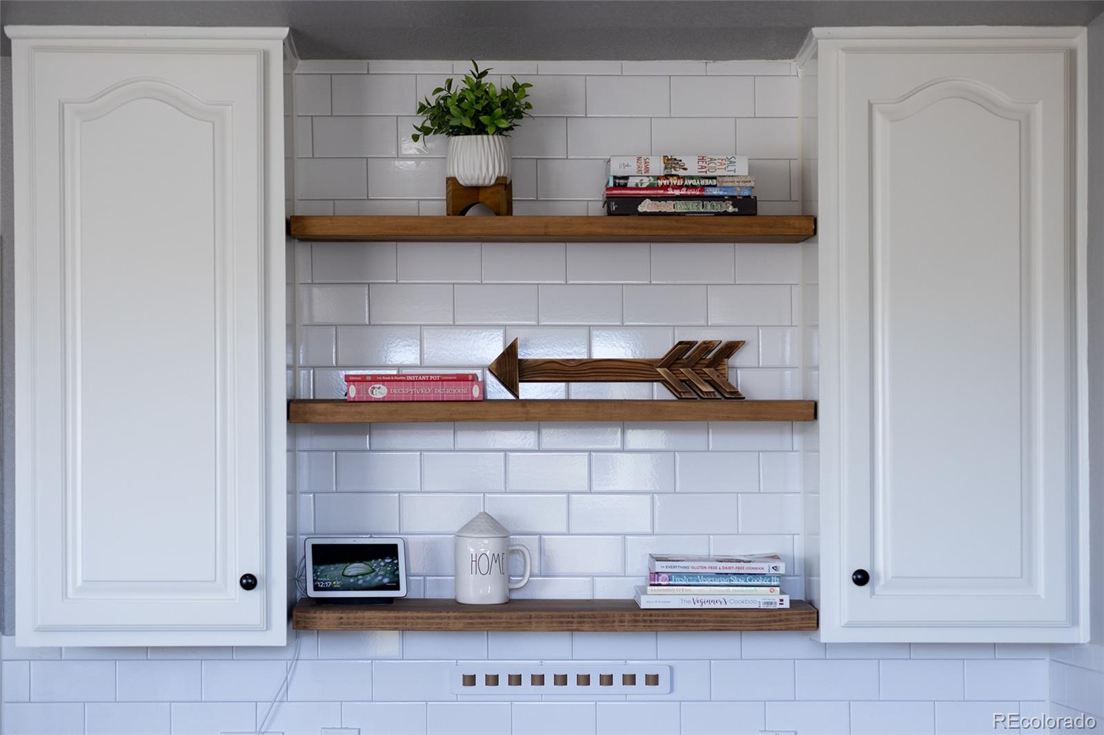 1027 Southbury Place