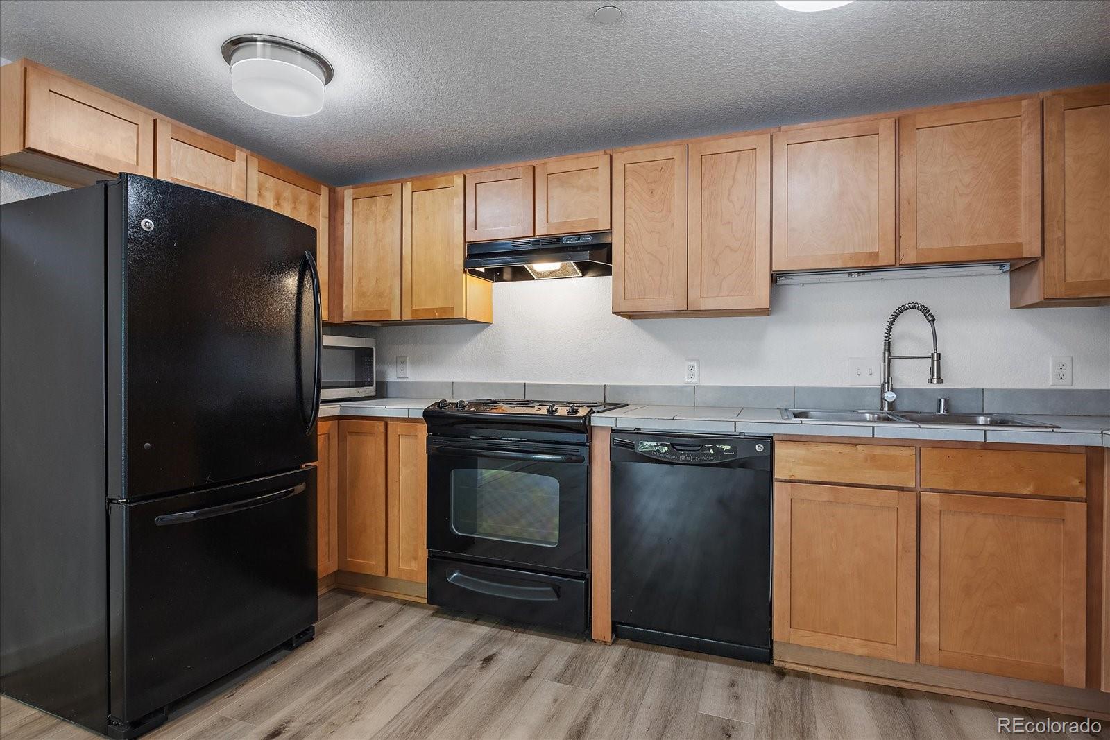 2850 E College Avenue Unit: 2