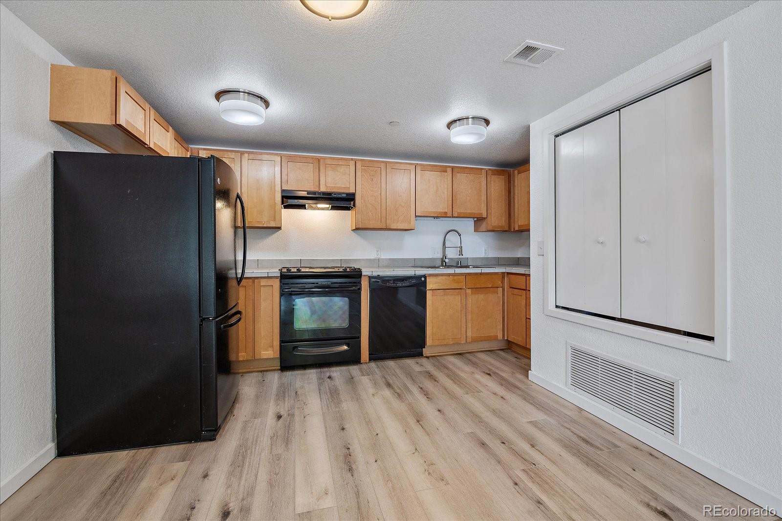 2850 E College Avenue Unit: 2