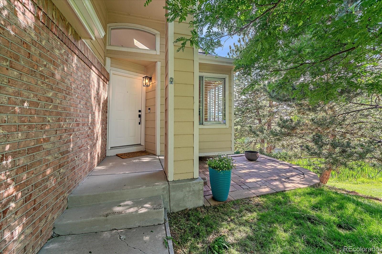 9346 W Coal Mine Avenue