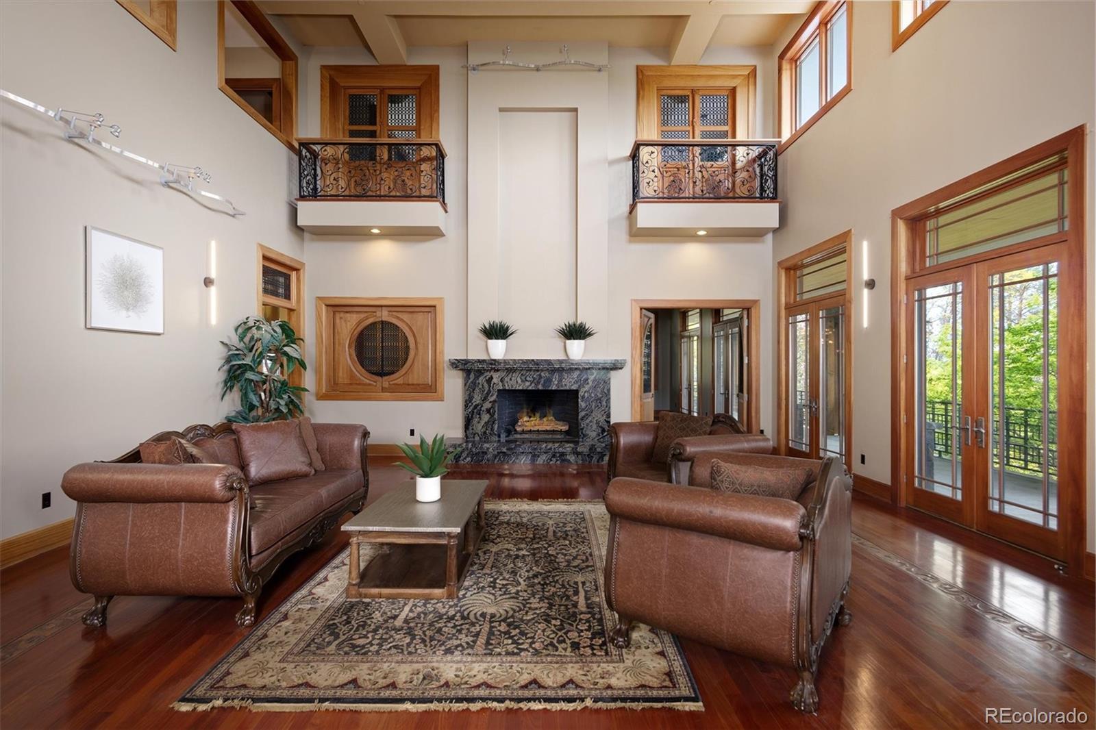8532 Strawberry Lane