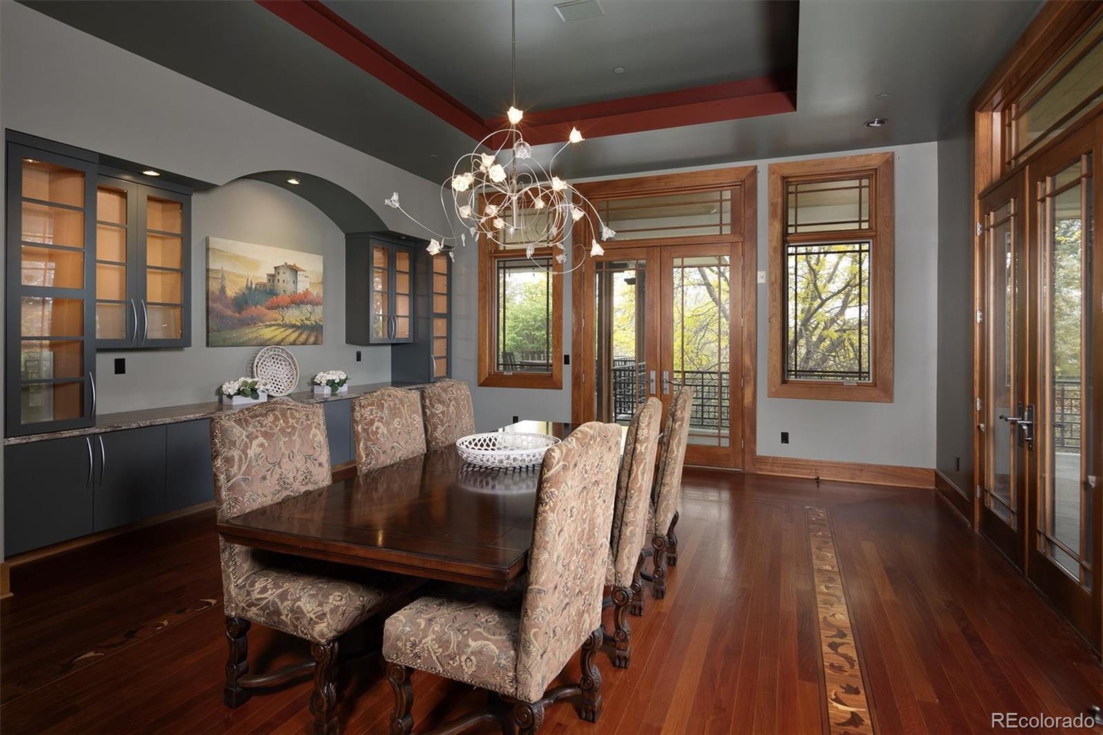 8532 Strawberry Lane