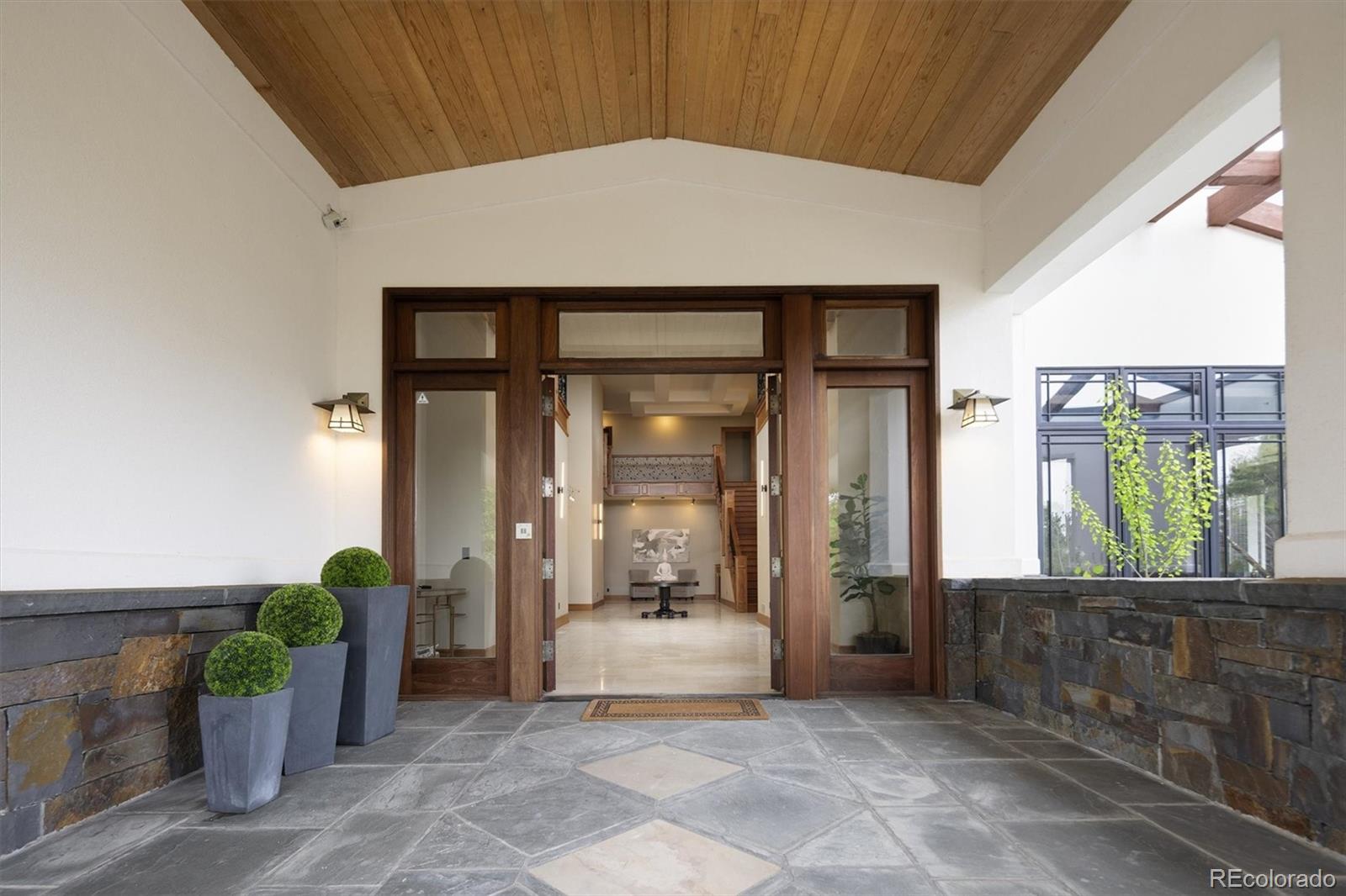 8532 Strawberry Lane