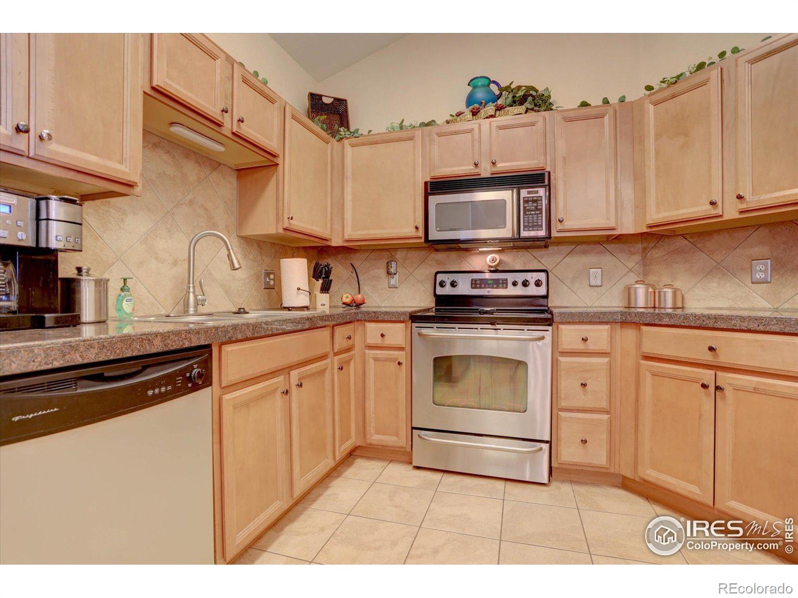 804 Summer Hawk Drive Unit: 1303