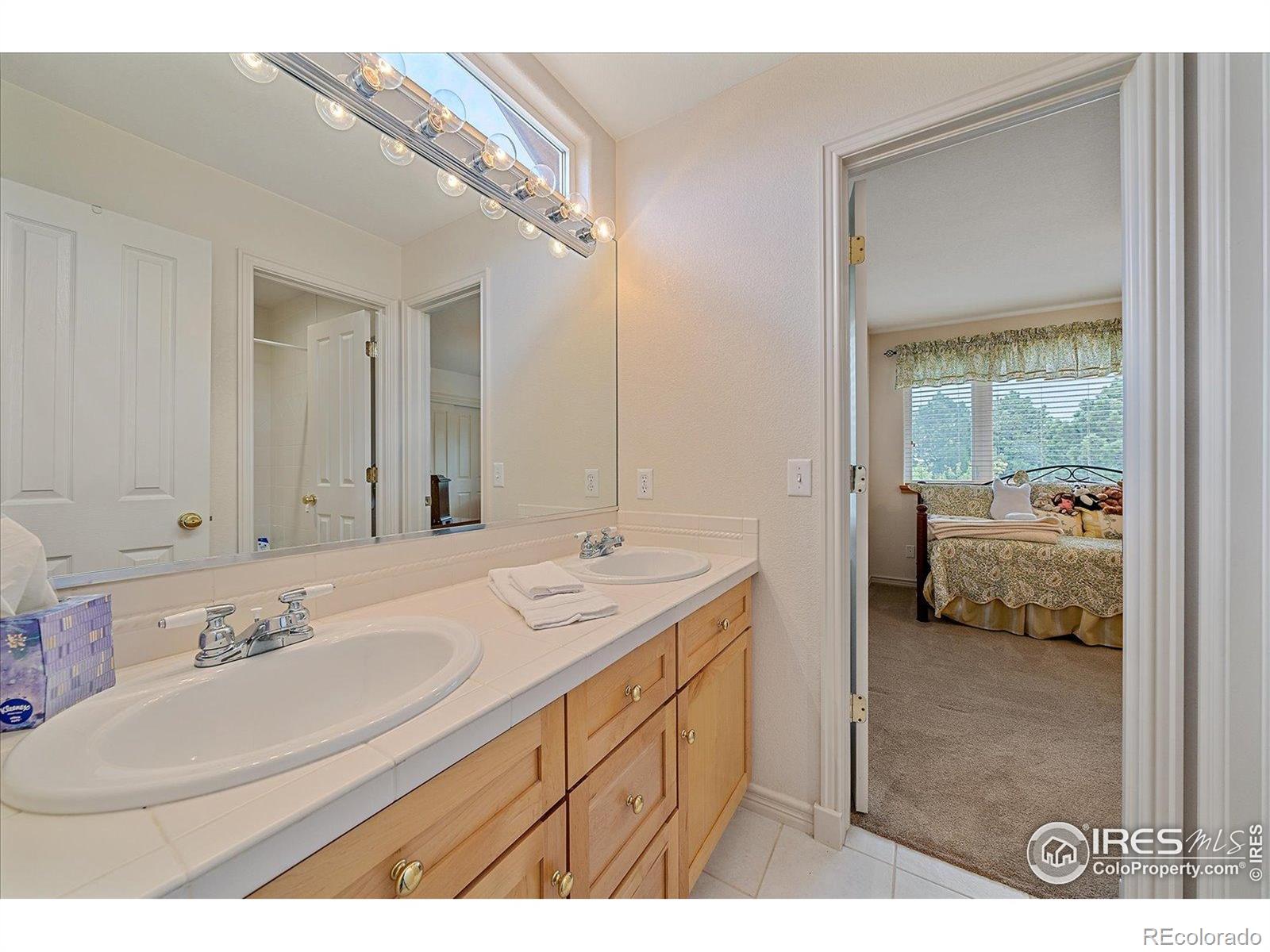 7493 Nuthatch Circle