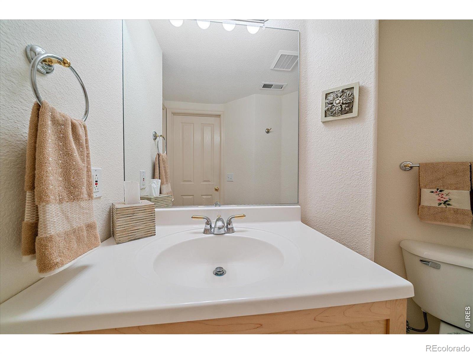 7493 Nuthatch Circle