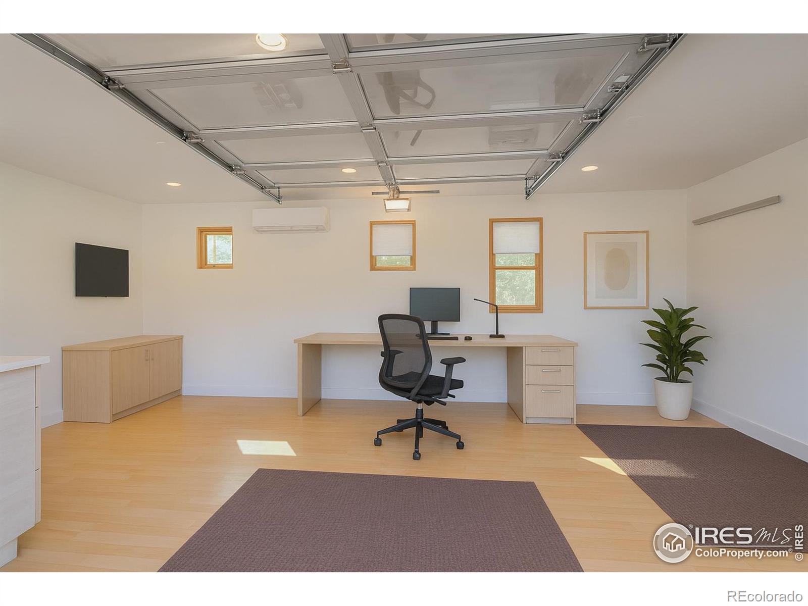 1930 S Newport Street