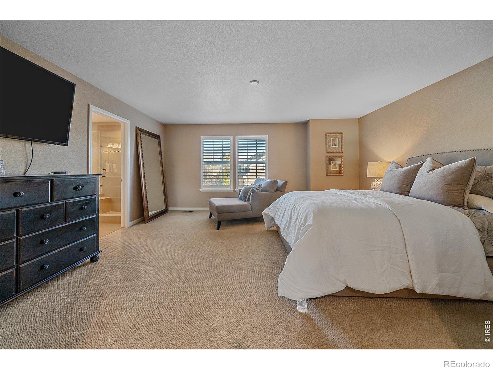 4545 S Monaco Street