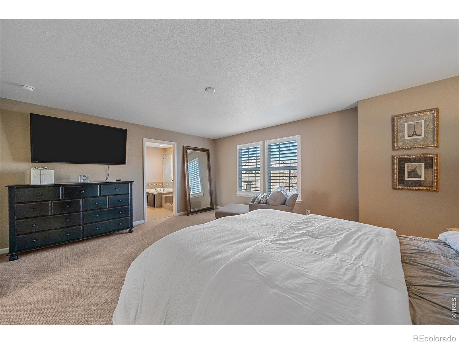 4545 S Monaco Street