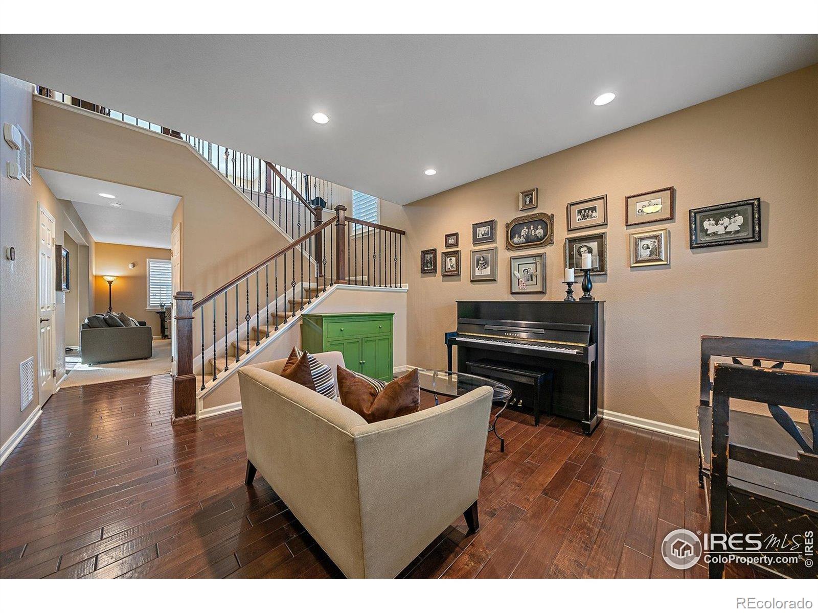 4545 S Monaco Street