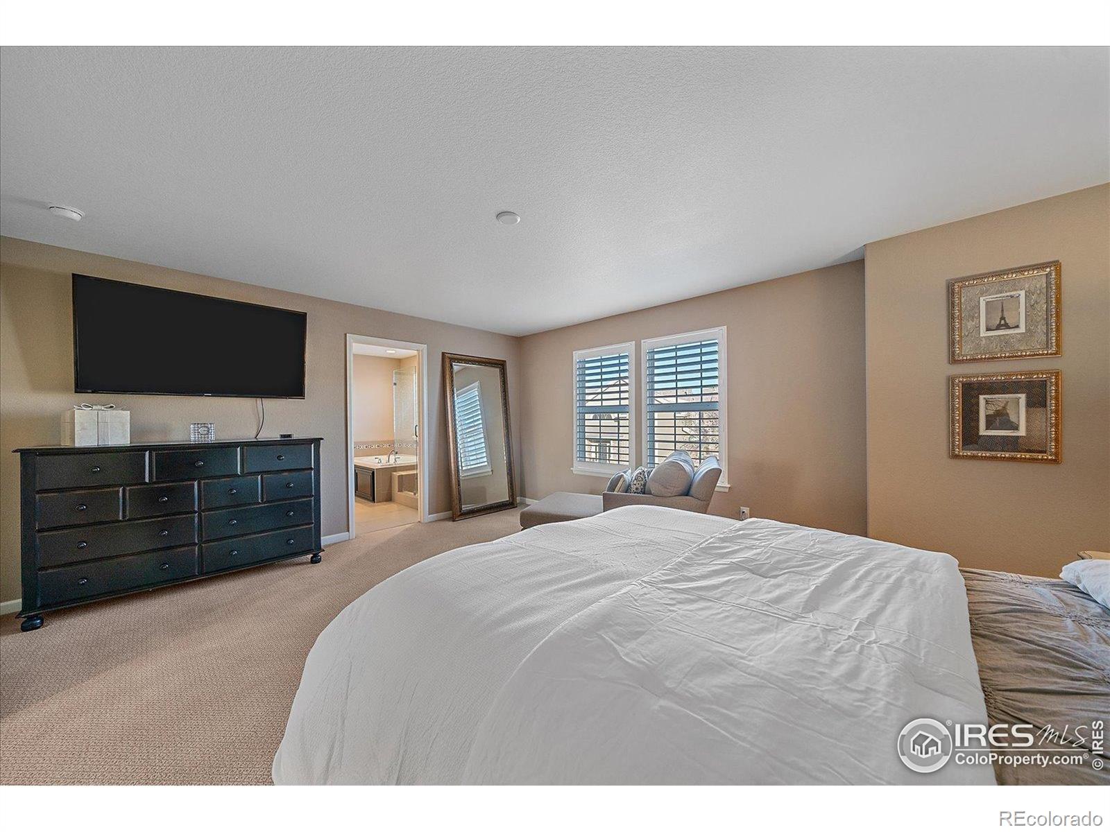 4545 S Monaco Street