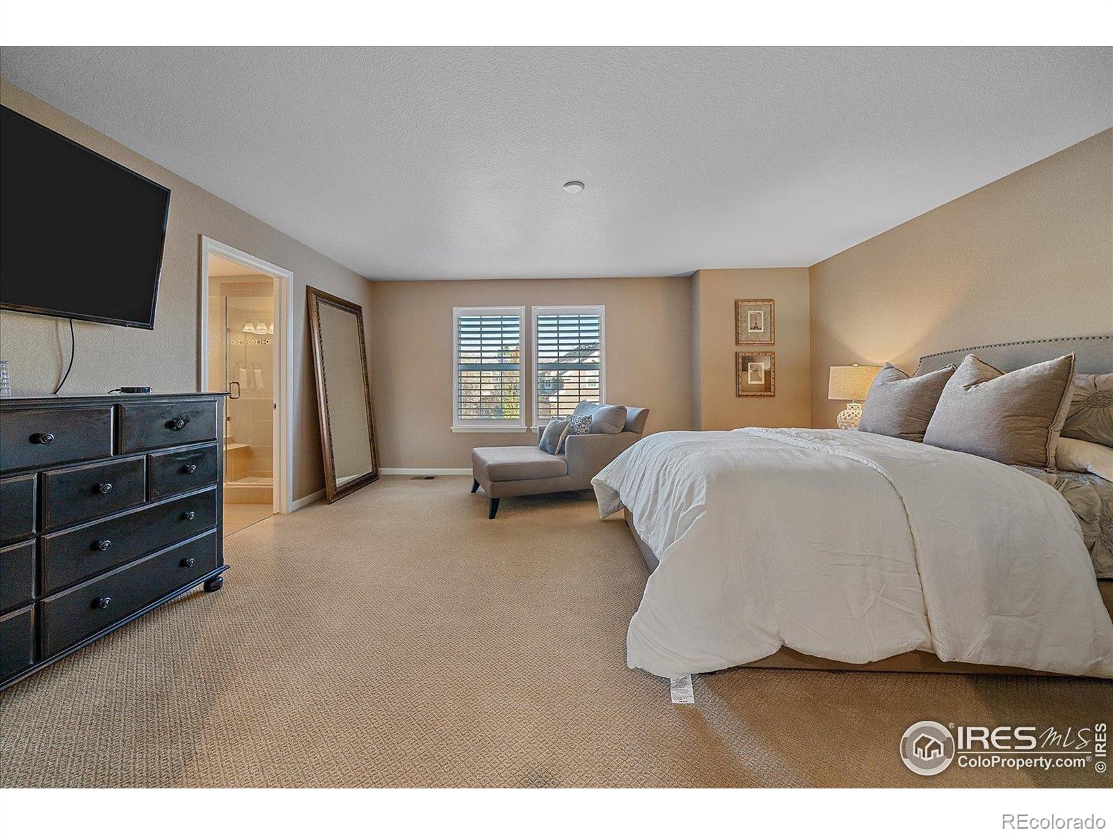 4545 S Monaco Street