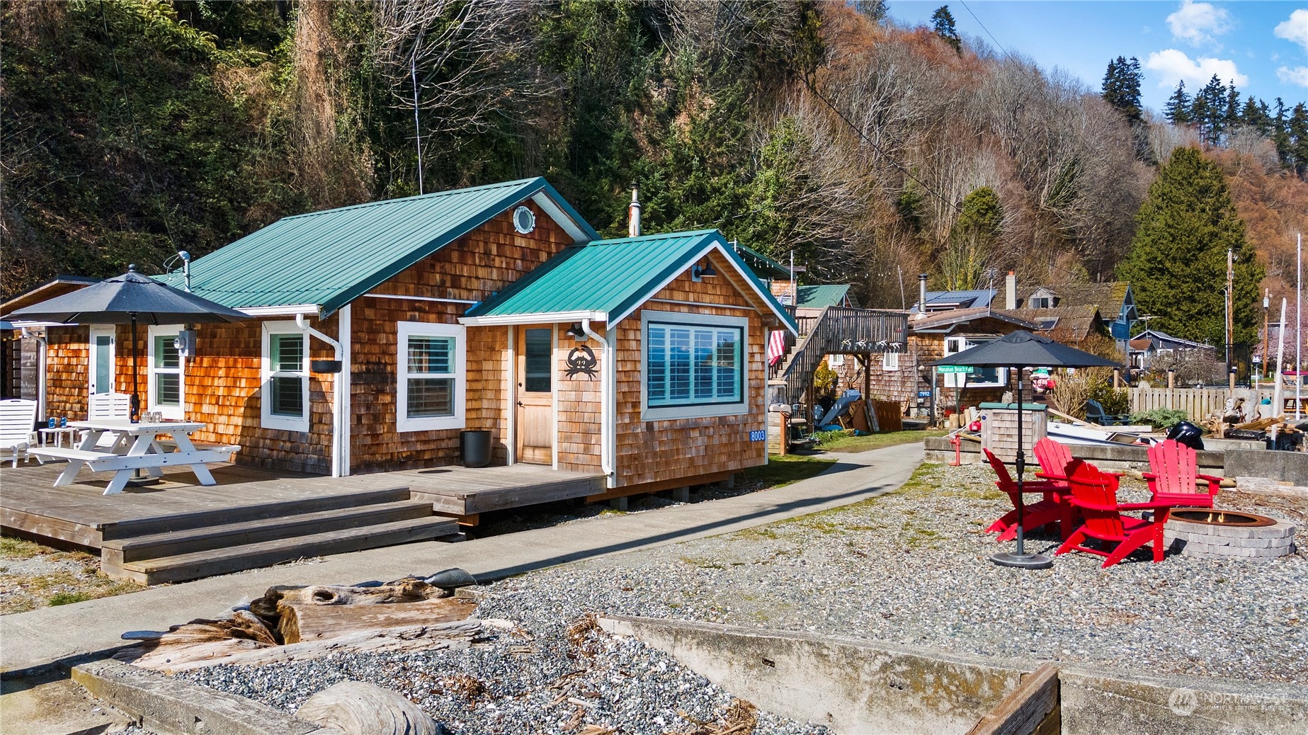 8003 Possession Beach Walk