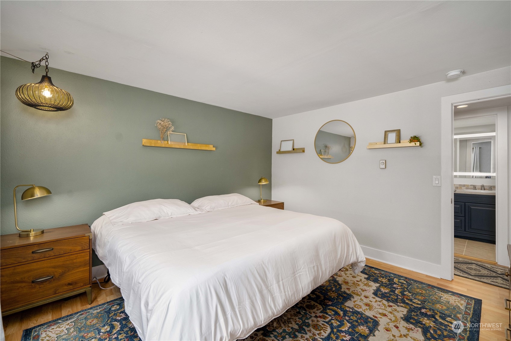 4737 W Lake Sammamish Parkway SE Unit: A302