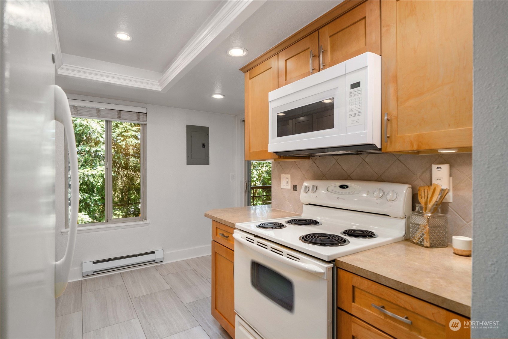 4737 W Lake Sammamish Parkway SE Unit: A302