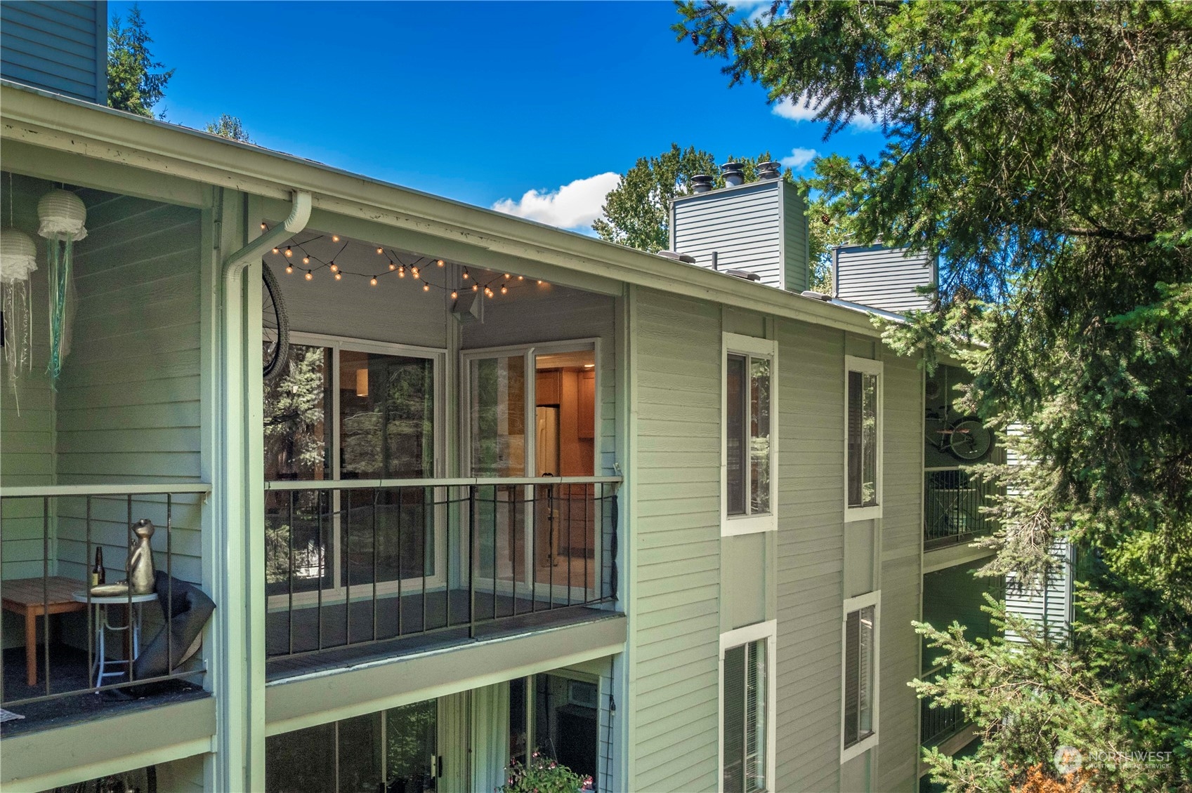 4737 W Lake Sammamish Parkway SE Unit: A302