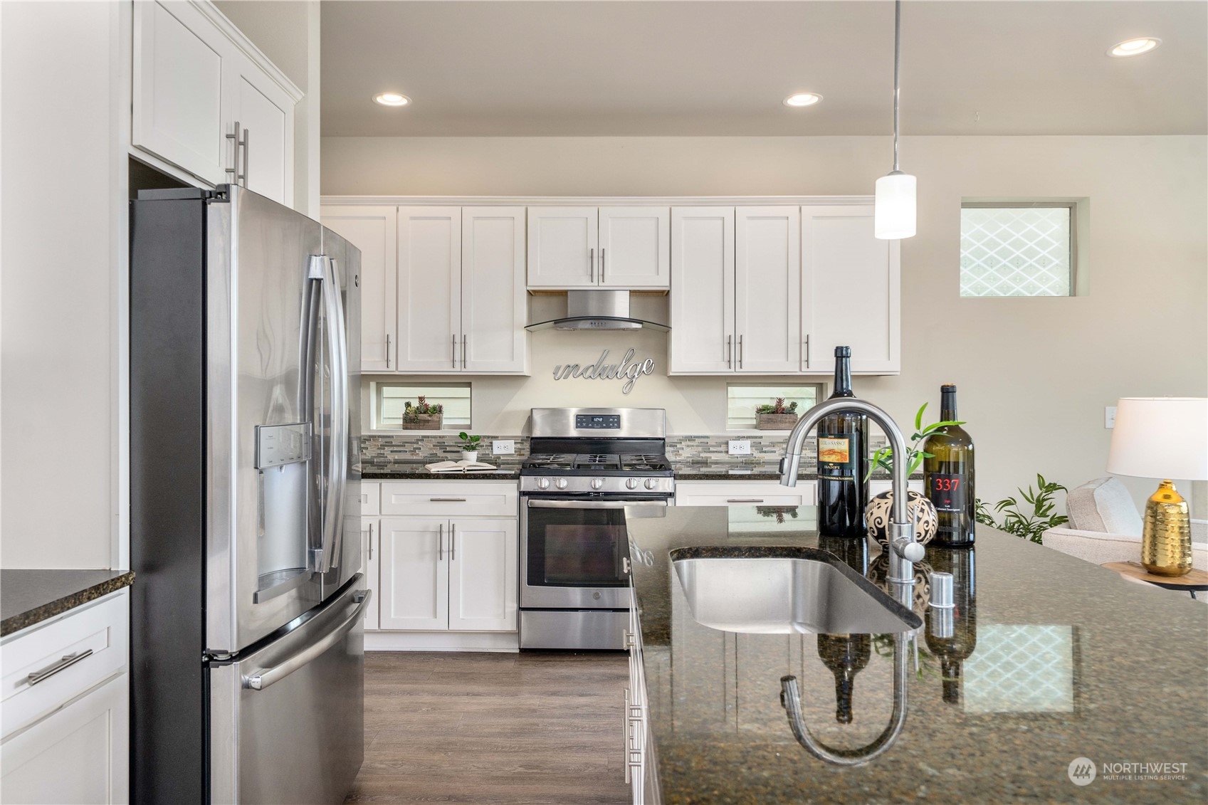 8332 31st. Street Ct E