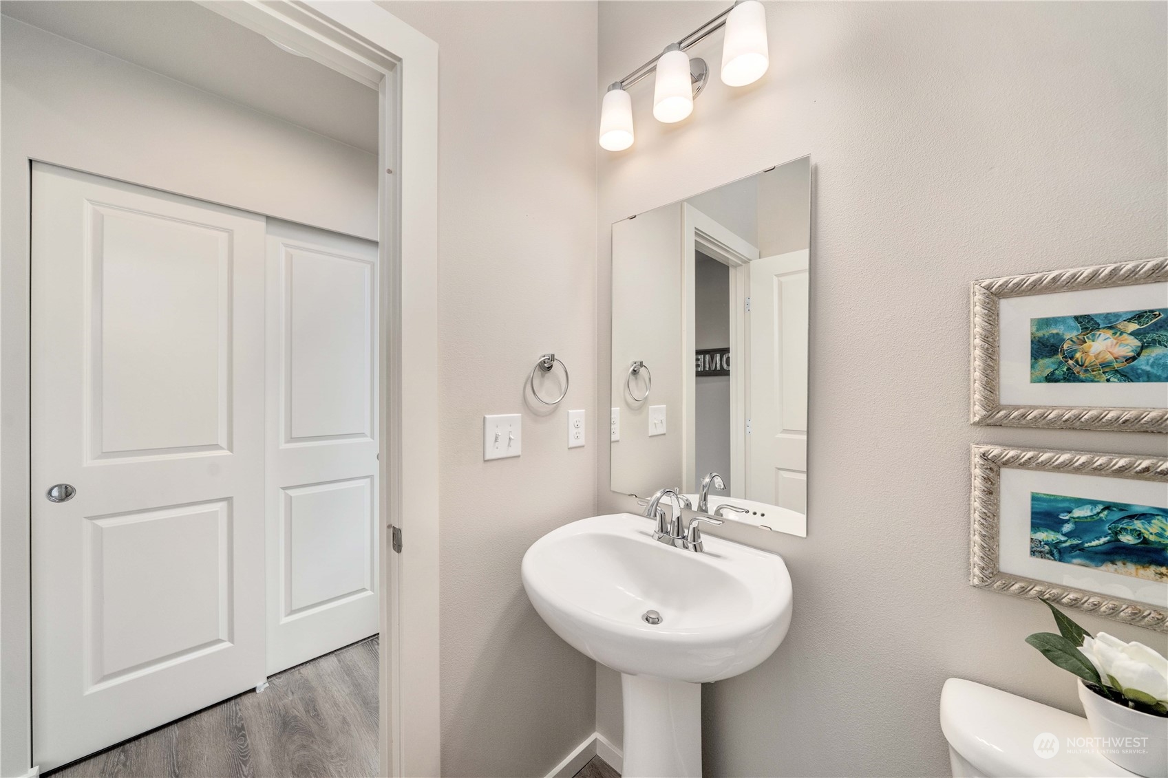 8332 31st. Street Ct E