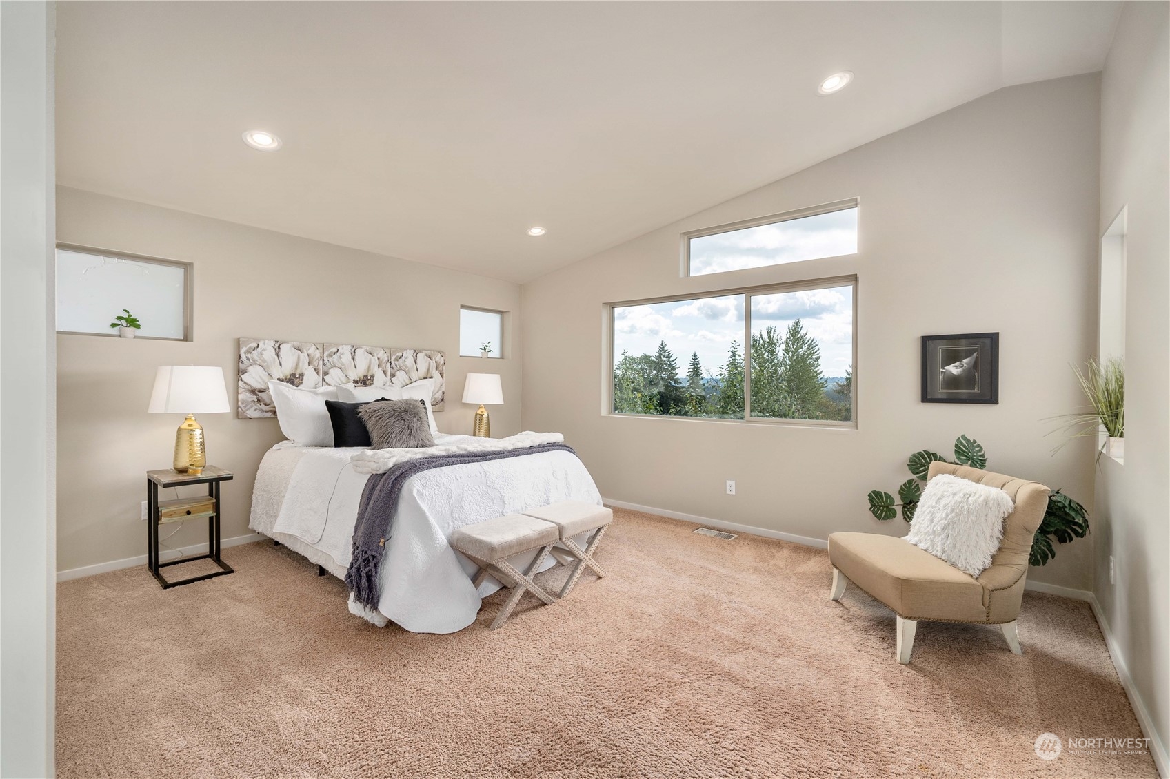 8332 31st. Street Ct E