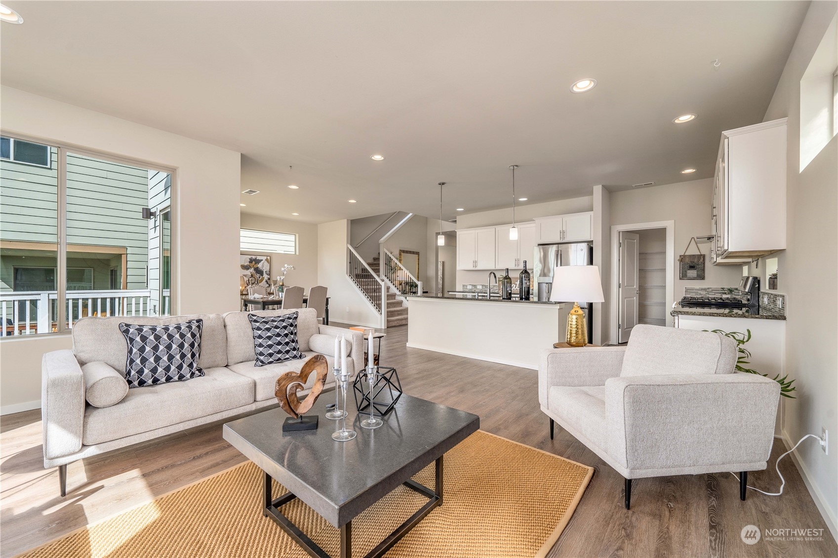 8332 31st. Street Ct E