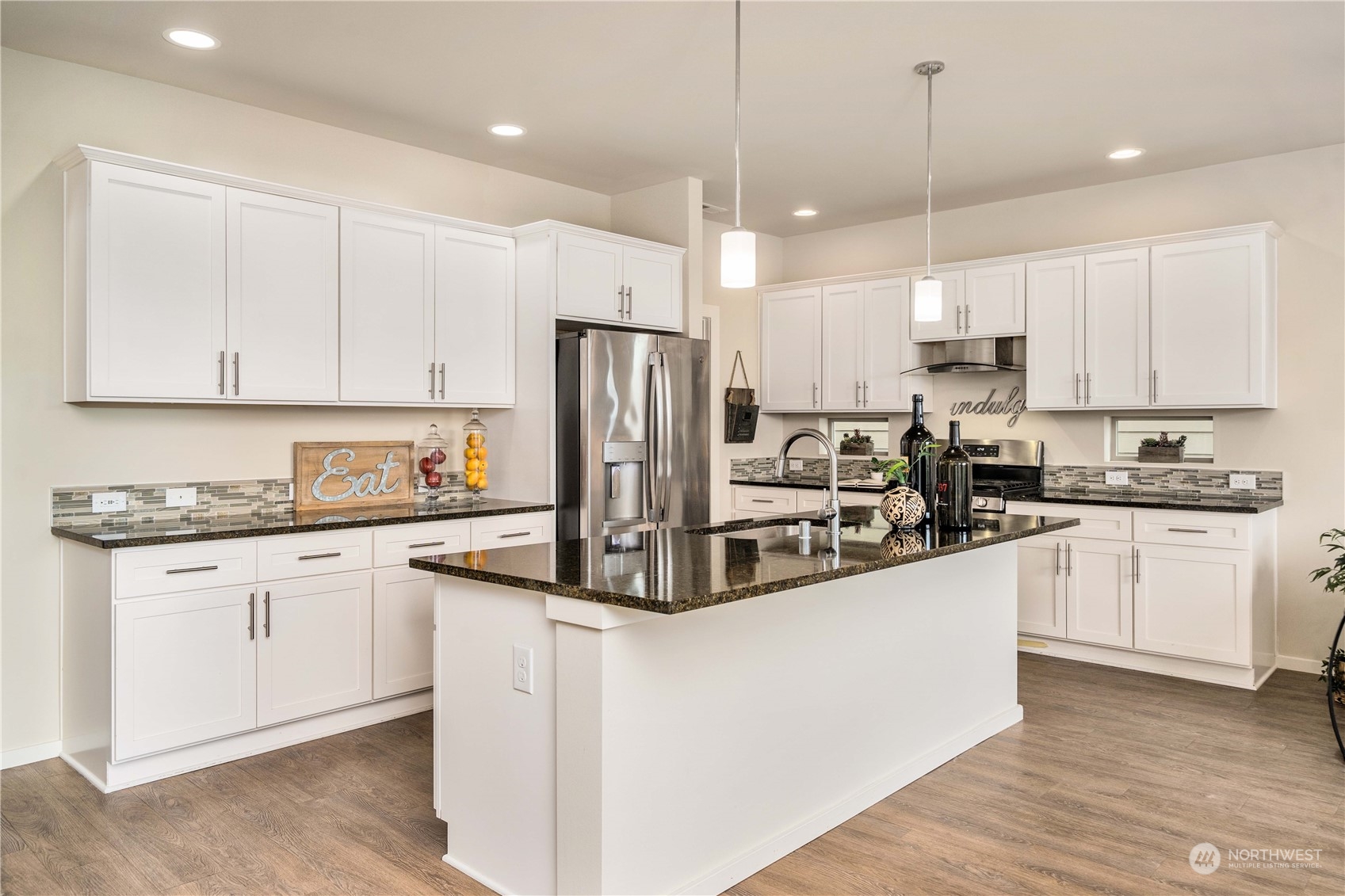 8332 31st. Street Ct E