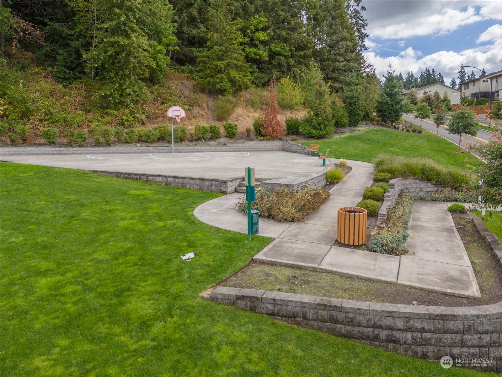 8332 31st. Street Ct E