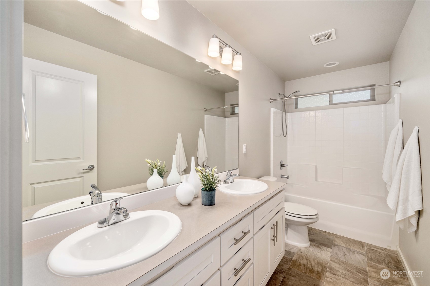 8332 31st. Street Ct E