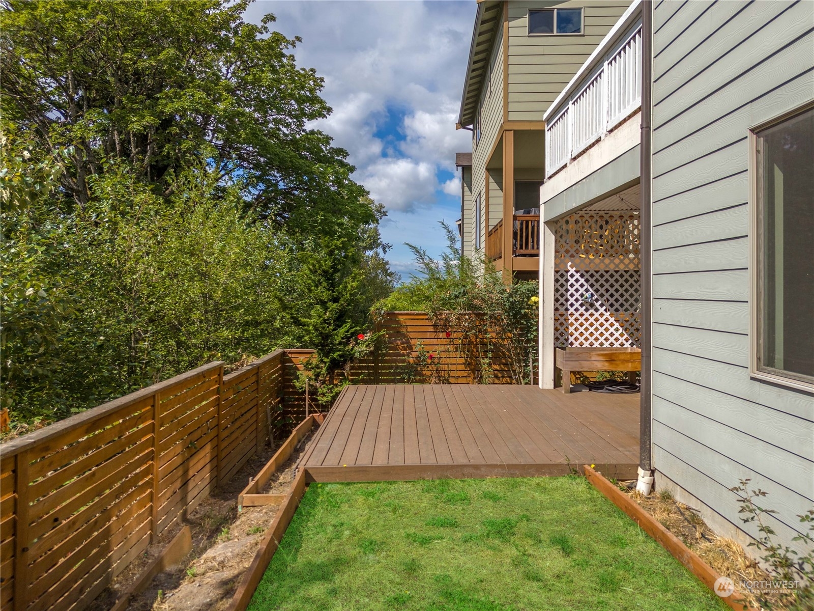 8332 31st. Street Ct E