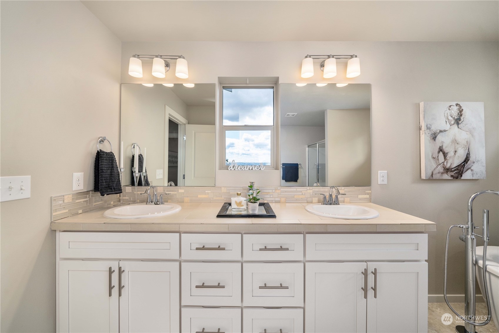 8332 31st. Street Ct E