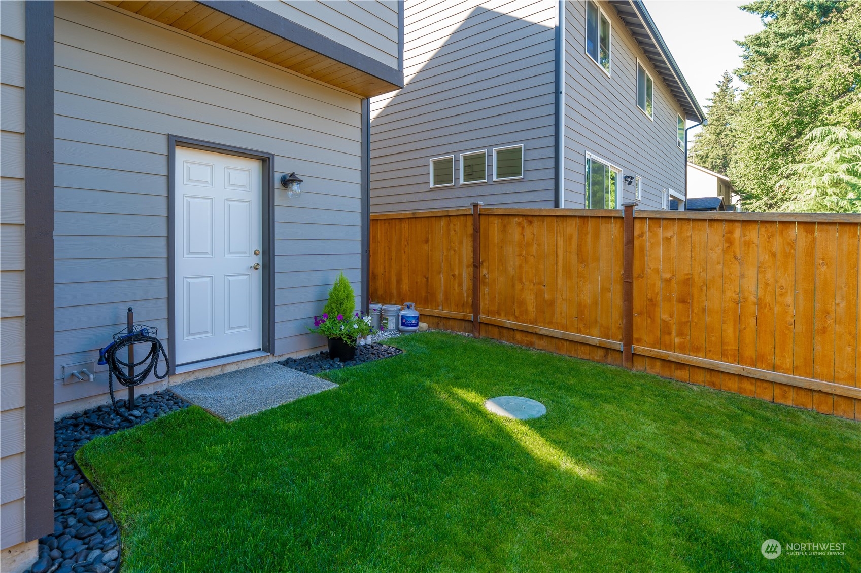 12221 115th Avenue E