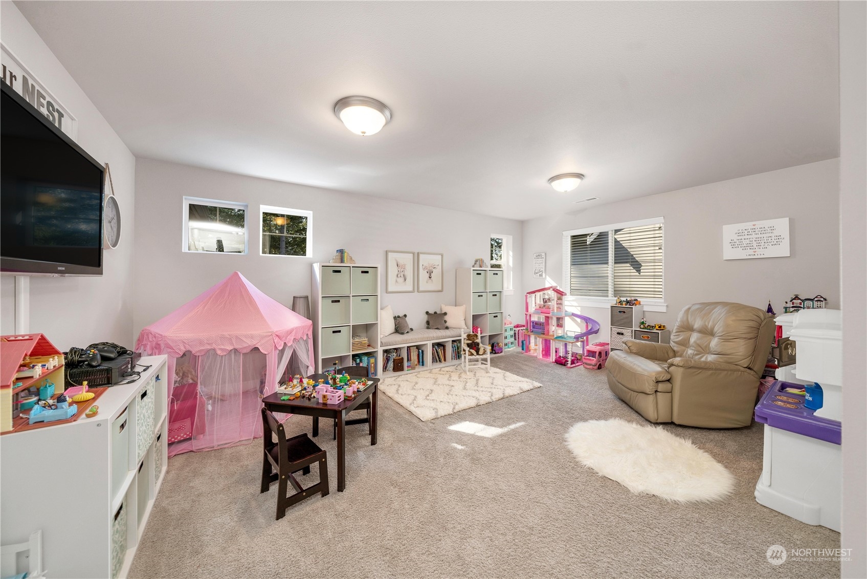 12221 115th Avenue E