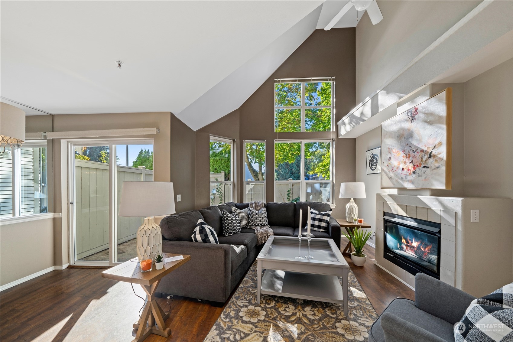 6615 S 239th Place Unit: R109