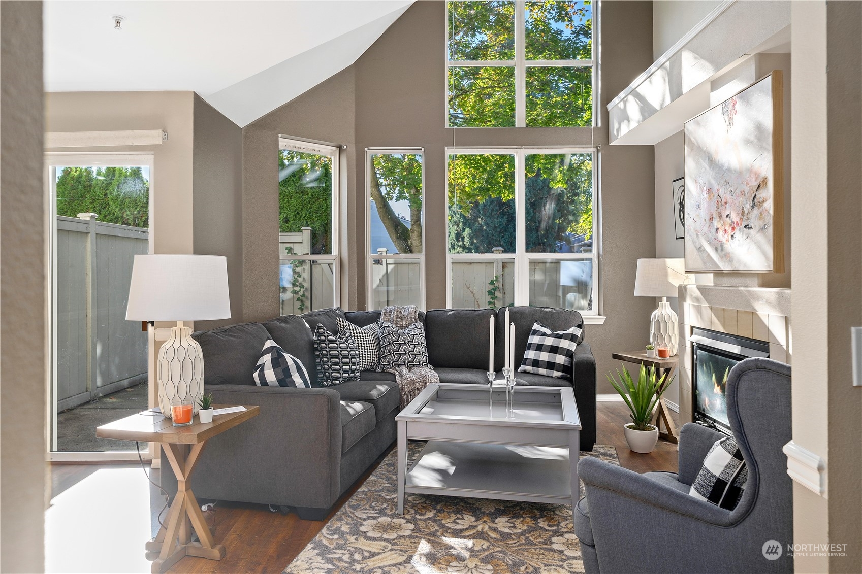 6615 S 239th Place Unit: R109