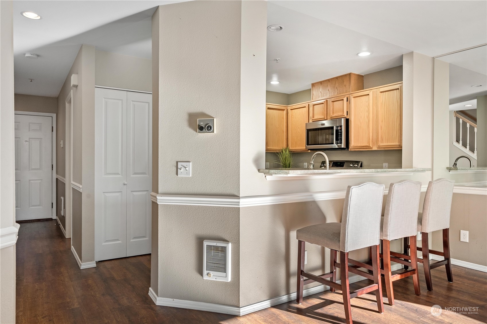 6615 S 239th Place Unit: R109