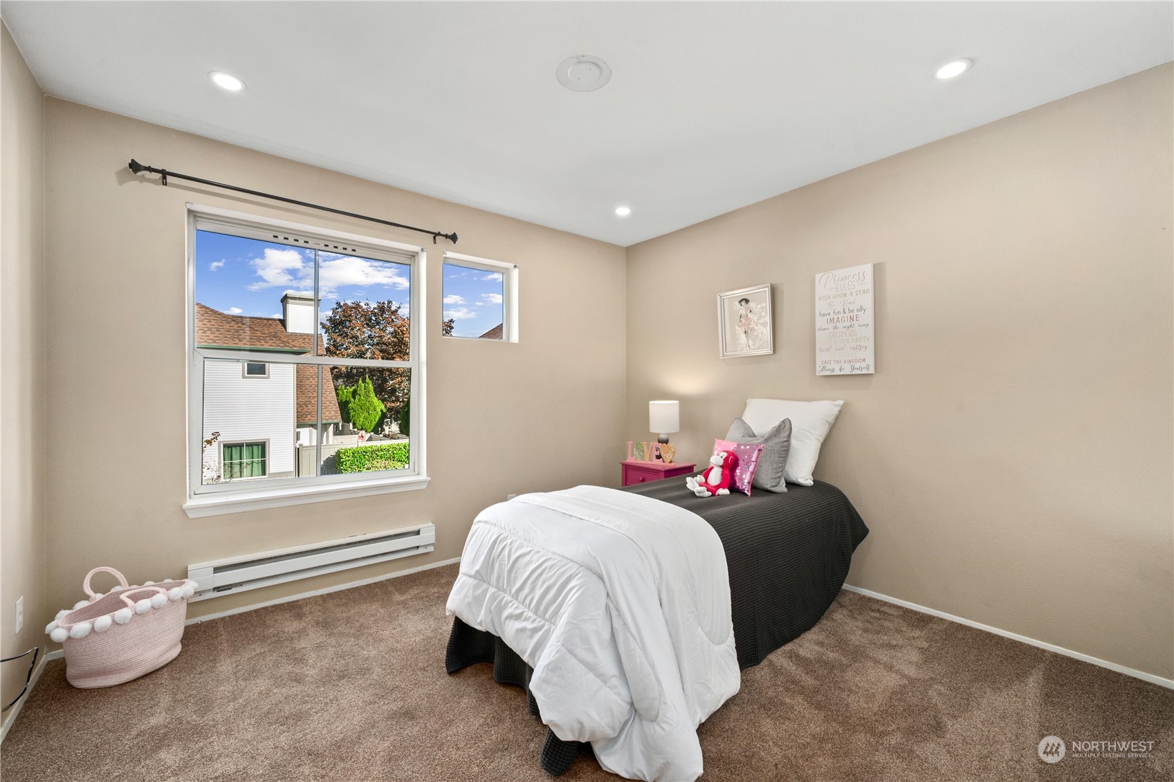 6615 S 239th Place Unit: R109